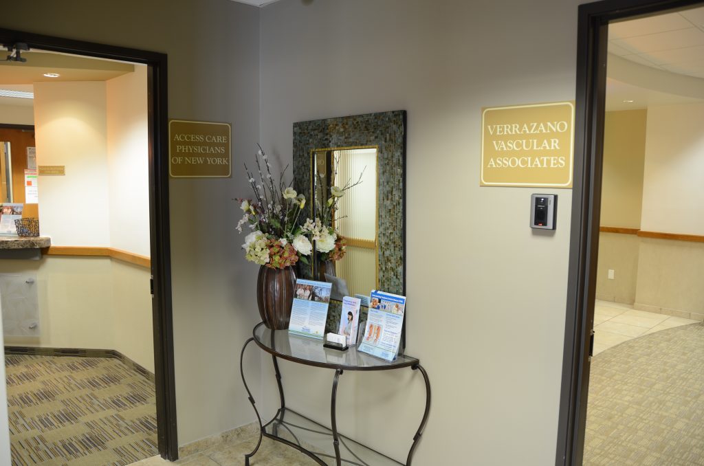 Decorative Pieces in Verrazano Vascular Associates at Access Care Physicians