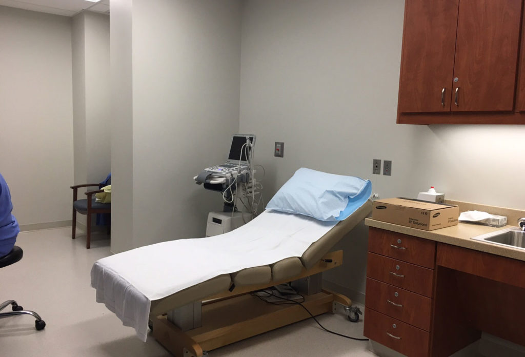 Azura Vascular Care treatment room