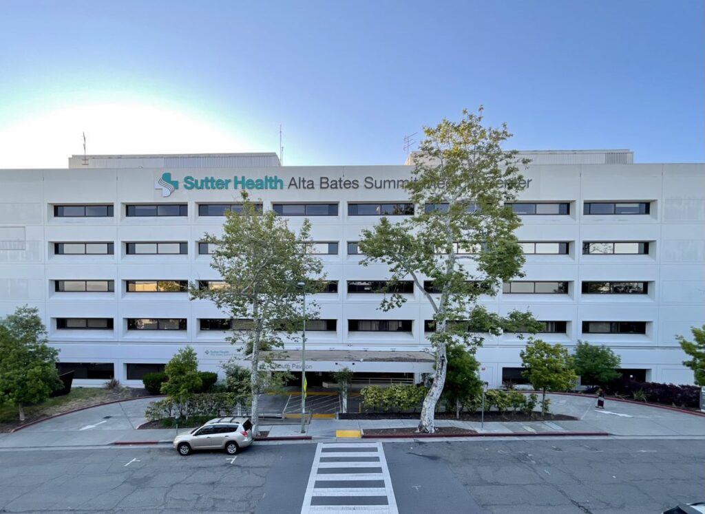 Dialysis Access Center – Oakland Building